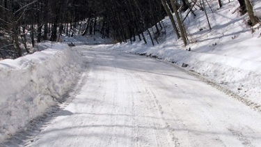 ハイエースキャンピングカー。寒冷地仕様をわかりやすく紹介。